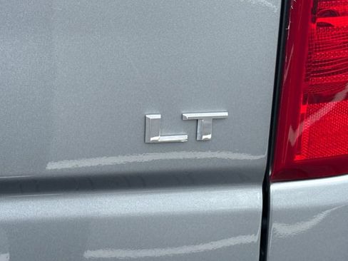 Used 2025 Chevrolet Silverado 2500 LT w/ Convenience Package AWD/4WD image 13