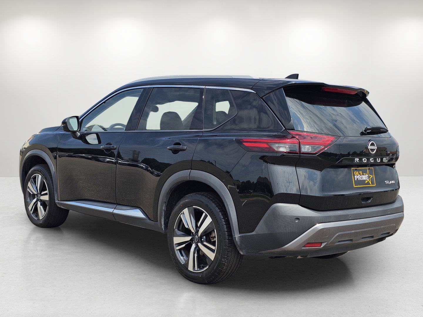Used 2023 Nissan Rogue SL AWD/4WD image 7