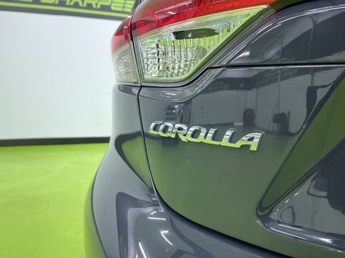 Used 2025 Toyota Corolla LE FWD image 13