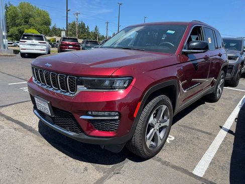 Used 2022 Jeep Grand Cherokee Limited 4xe w/ Luxury Tech Group II AWD/4WD image 1