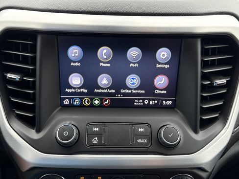 Used 2023 GMC Acadia SLE w/ Driver Convenience Package FWD image 24