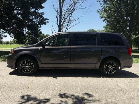 Used 2018 Dodge Grand Caravan SE FWD image 7