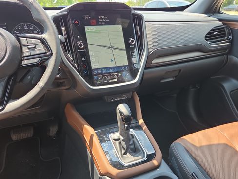 Certified 2025 Subaru Forester Touring AWD/4WD image 25