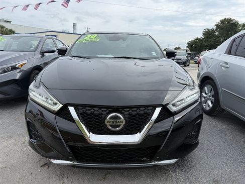 Used 2020 Nissan Maxima SR w/ Sport Mat Group FWD image 5