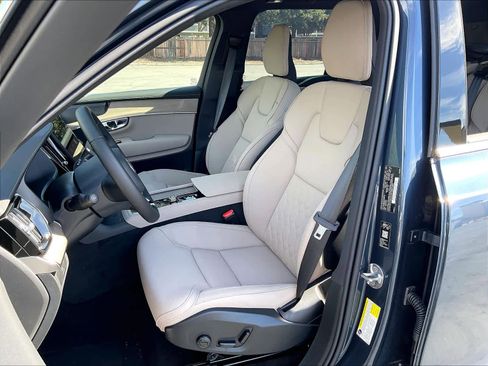 New 2026 Volvo XC90 B5 Plus w/ Protection Package AWD/4WD image 11
