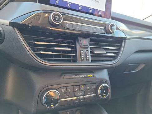 Used 2024 Ford Escape Active image 23