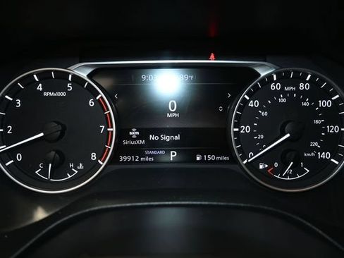 Used 2025 Nissan Rogue SV FWD image 6