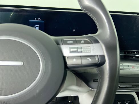 Used 2024 Hyundai Kona SEL FWD image 17