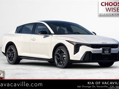 New 2025 Kia K4 GT-Line w/ GT-Line Sunroof Package