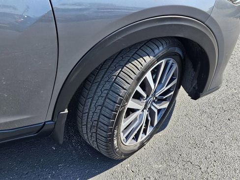 Used 2023 Nissan Kicks SR image 7