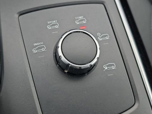 Used 2018 Mercedes-Benz GLS 450 4MATIC image 20