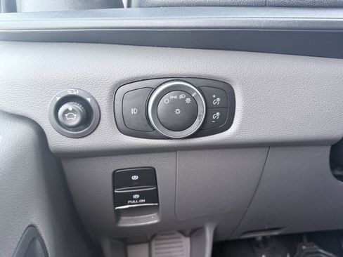 Used 2023 Ford Transit 350 XLT image 39