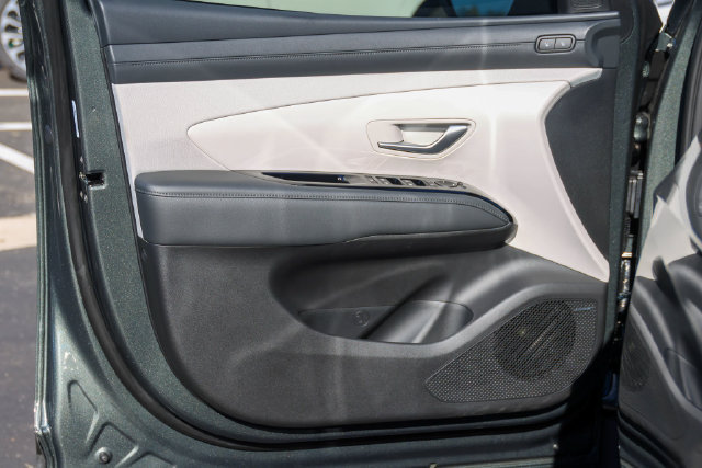 New 2026 Hyundai Tucson SE FWD image 12