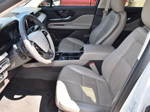 Used 2022 Lincoln Corsair Reserve w/ Elements Package image 10