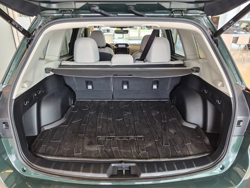 Used 2024 Subaru Forester Premium AWD/4WD image 29