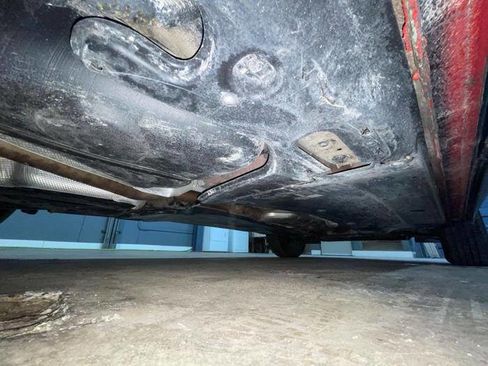 Used 2019 Volkswagen Tiguan SE w/ Panoramic Sunroof Package image 19