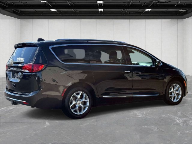 Certified 2019 Chrysler Pacifica Touring-L Plus FWD image 5