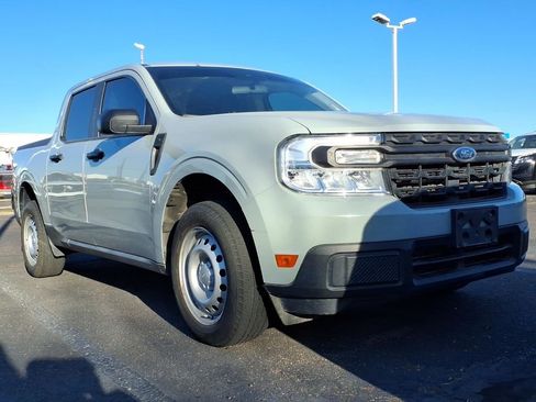 Used 2022 Ford Maverick XL image 1