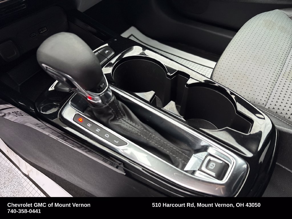 Used 2025 Chevrolet Trax LT FWD image 28