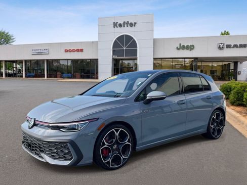 Used 2025 Volkswagen GTI Autobahn FWD image 1