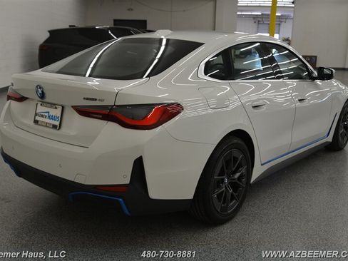Used 2022 BMW i4 eDrive40 RWD image 13