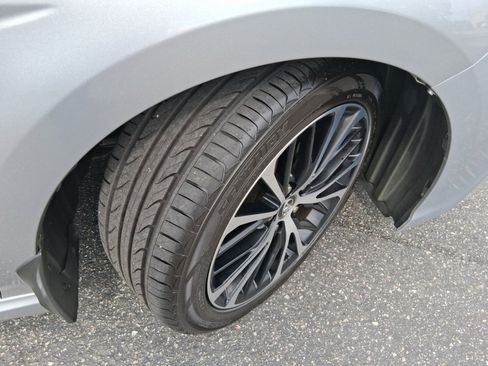 Used 2020 Toyota Camry SE FWD image 19