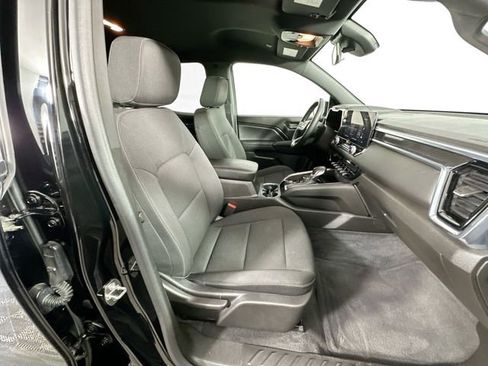 Used 2023 GMC Canyon Elevation image 25