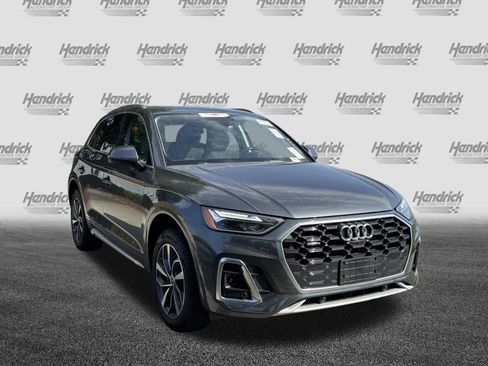 Used 2023 Audi Q5 2.0T Premium Plus w/ Premium Plus Package AWD/4WD image 2