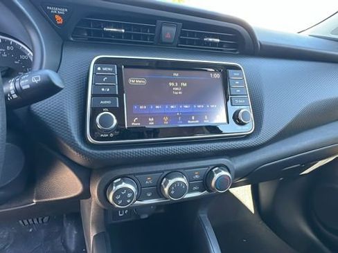 New 2025 Nissan Kicks Play S image 24