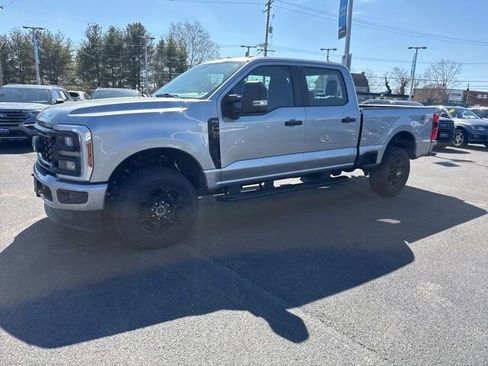 Certified 2024 Ford F250 XL w/ STX Appearance Package image 3