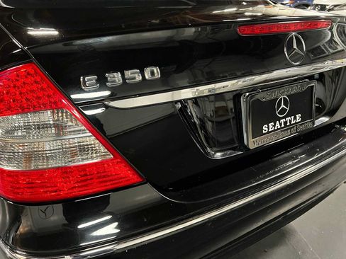 Used 2008 Mercedes-Benz E 350 4MATIC Sedan image 14