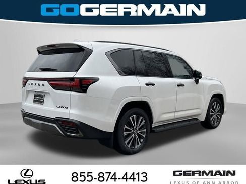 New 2026 Lexus LX 600 4WD w/ Premium Package image 7