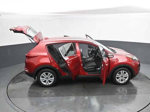Used 2019 Kia Sportage LX image 54