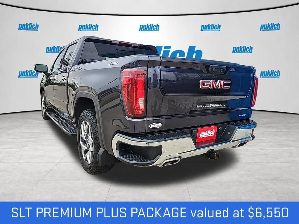 Certified 2022 GMC Sierra 1500 SLT w/ SLT Premium Plus Package AWD/4WD image 4