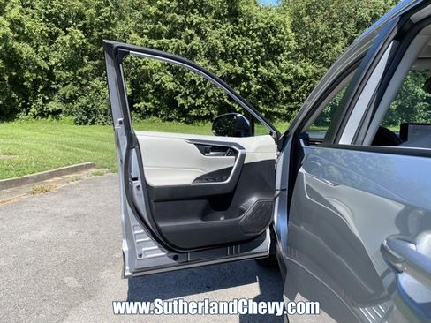 Used 2024 Toyota RAV4 XLE Premium image 14