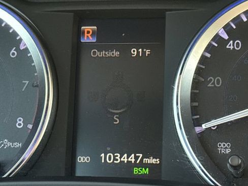 Used 2018 Toyota Highlander Limited Platinum AWD/4WD image 30