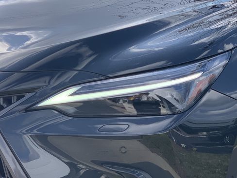 Used 2025 Lexus NX 300h AWD w/ Accessory Package (2T) image 6