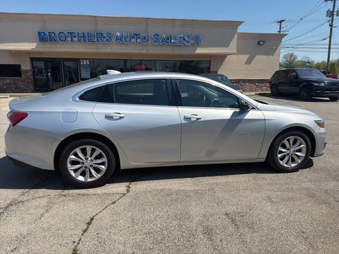 Used 2021 Chevrolet Malibu LT FWD image 6
