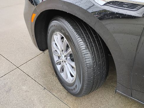 Used 2024 Buick Enclave Essence w/ Trailering Package, 5000 lbs. image 25