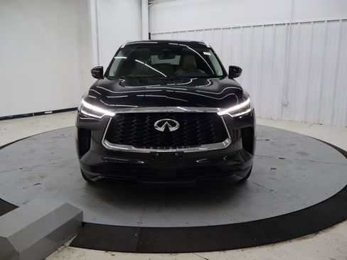 Used 2023 INFINITI QX60 Luxe w/ Performance Audio Package image 11