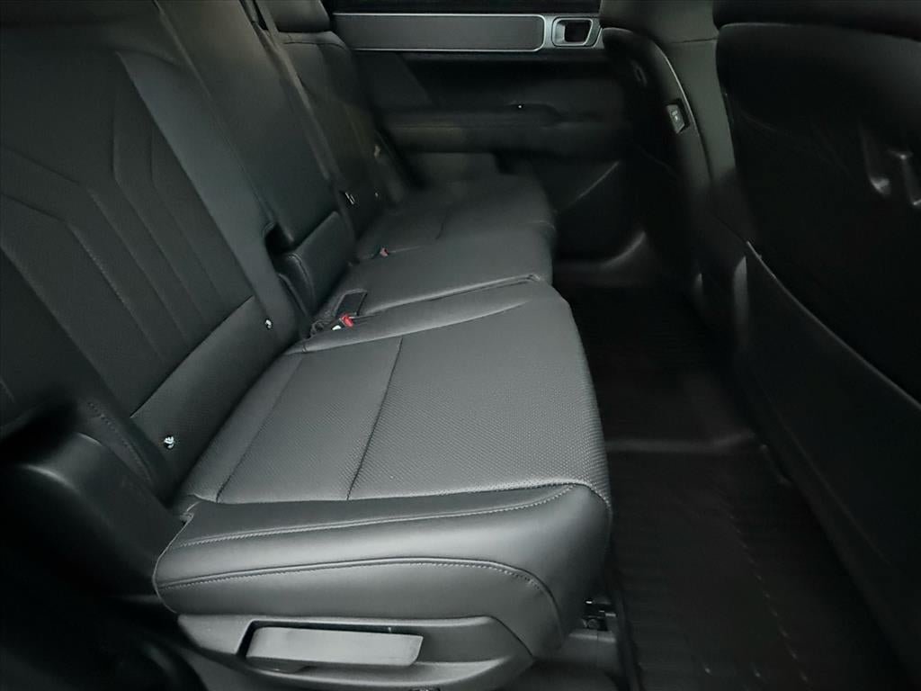 Used 2026 Hyundai Santa Fe SEL FWD image 11