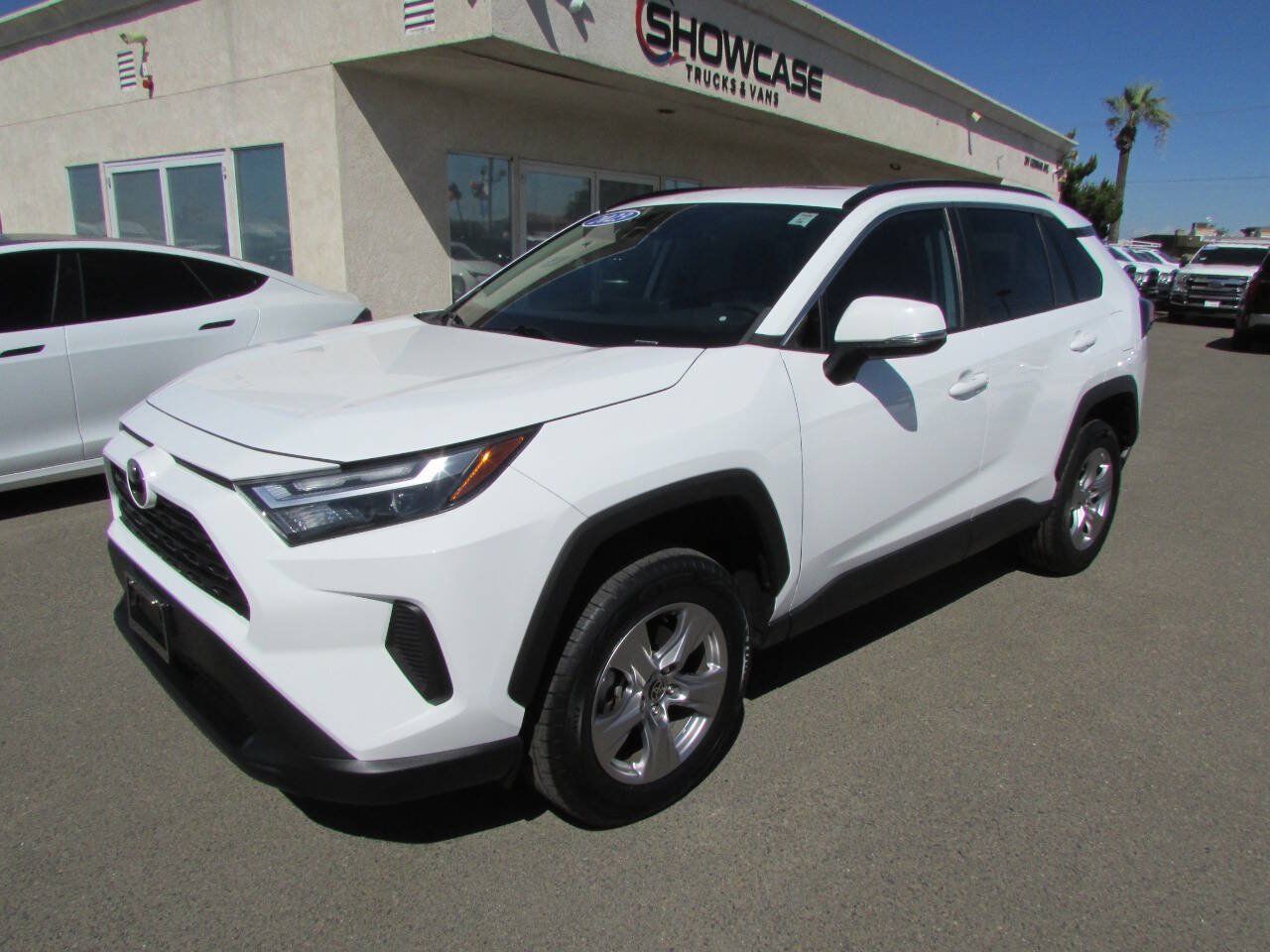 Used 2023 Toyota RAV4 XLE w/ Convenience Package AWD/4WD image 4