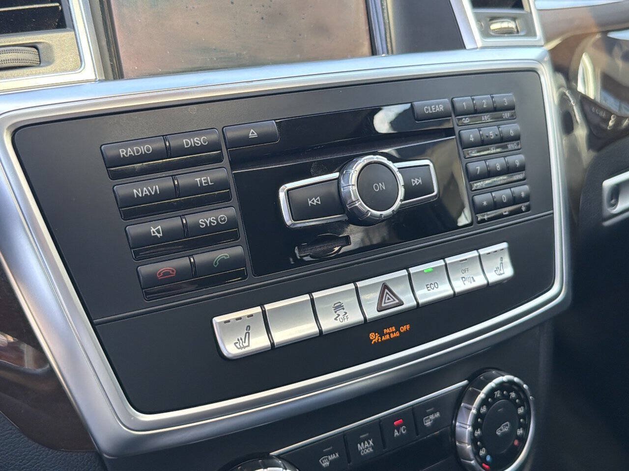 Used 2015 Mercedes-Benz GL 450 4MATIC image 28