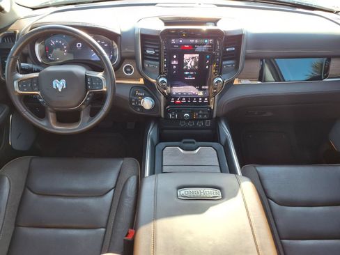 Used 2025 RAM 1500 Limited w/ Trailer Tow Group AWD/4WD image 11