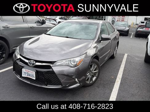 Used 2016 Toyota Camry SE FWD image 1