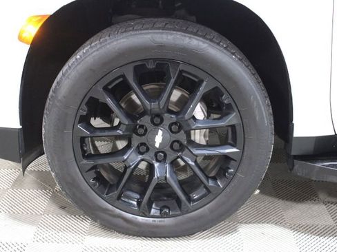 Used 2023 Chevrolet Tahoe RST w/ Luxury Package AWD/4WD image 43