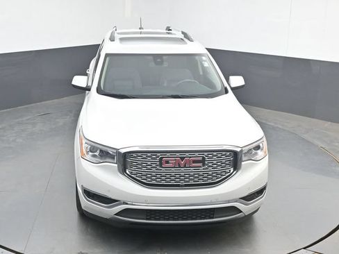 Used 2017 GMC Acadia Denali w/ Technology Package FWD image 34