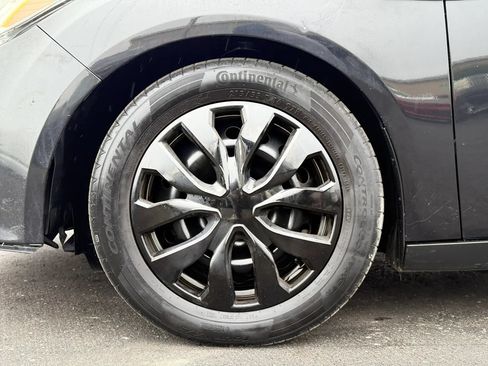 Used 2012 Ford Focus SE FWD image 30