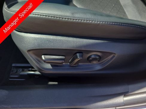 Used 2024 Toyota Camry XSE FWD image 18