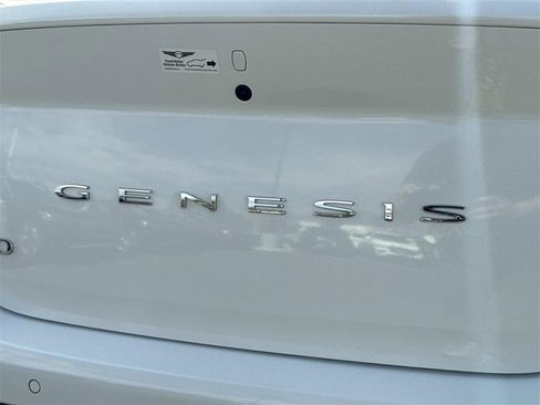 Used 2025 Genesis G70 3.3T Advanced w/ Sport Prestige Package image 18